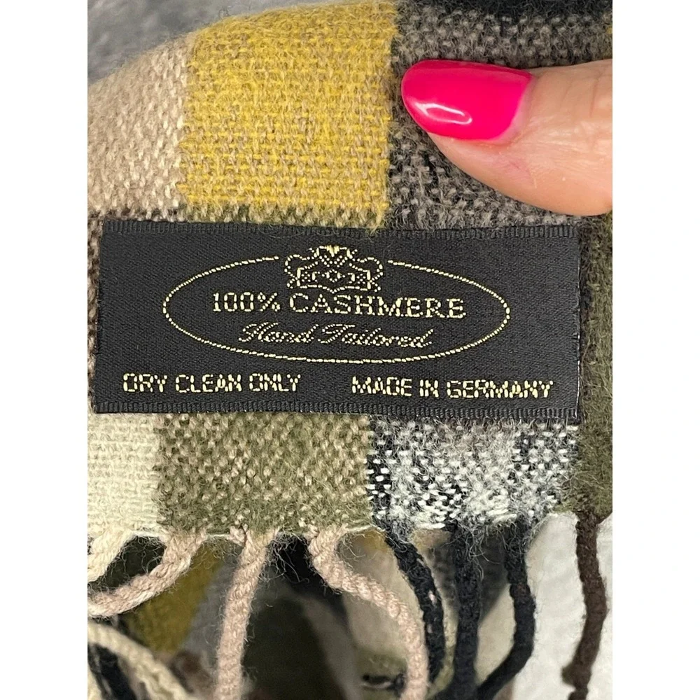 100% Cashmere Scarf Made In Germany Green Neutral Check‎ Fringe Quiet Luxury